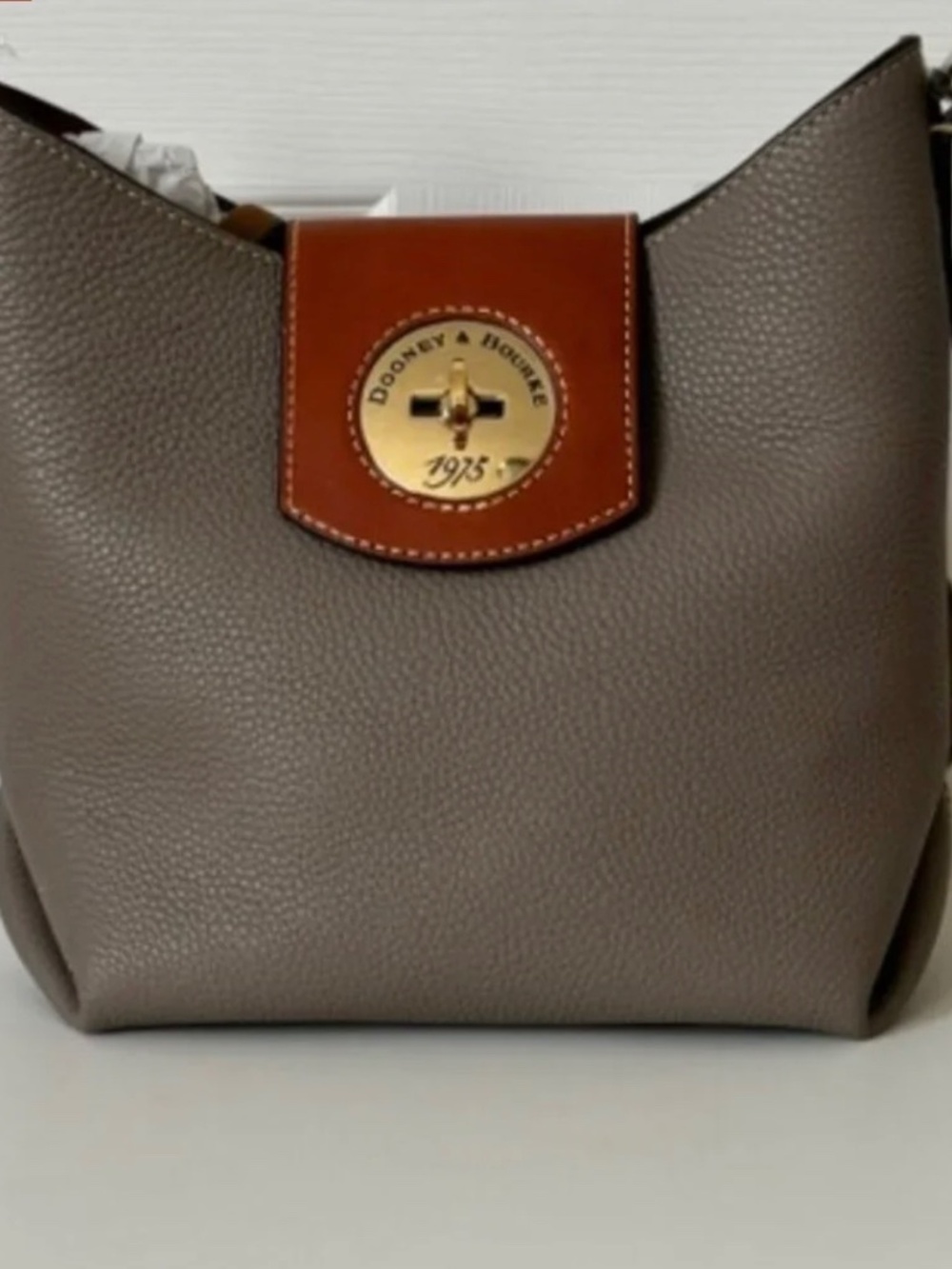 NEW Dooney and Bourke turnlock shoulder bag new